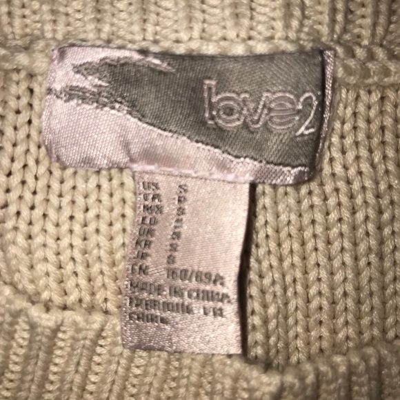 Forever 21 cutout sleeves crop sweater - Picture 2 of 3